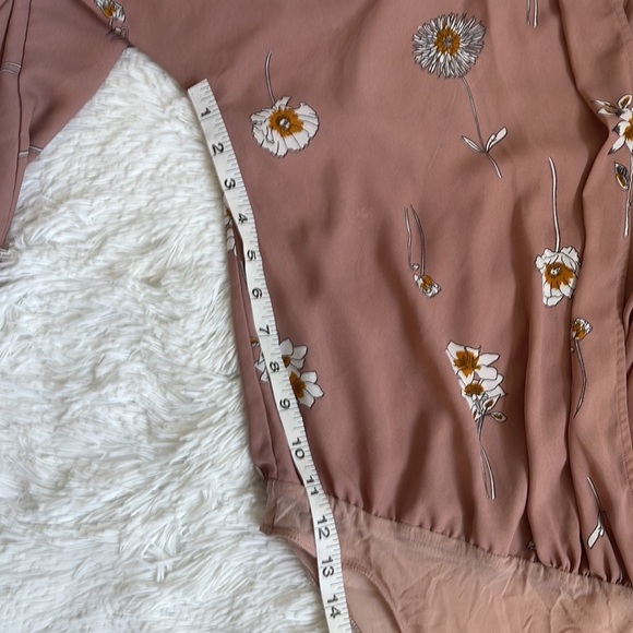 ASTR the Label Pink Blush Floral Wrap Long-Sleeve Bodysuit Blouse - Picture 5 of 9